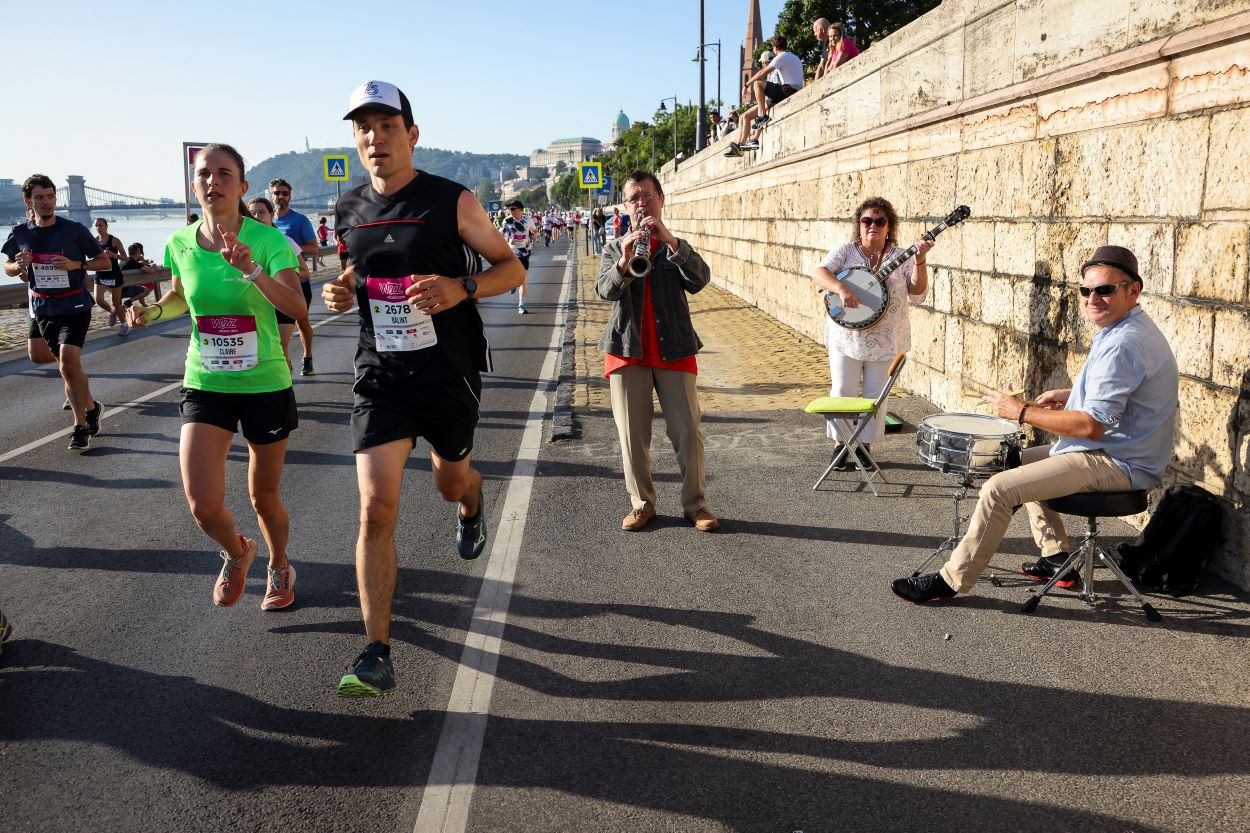 A 38. Wizz Air Budapest félmaraton mezőnye a budai Angelo Rotta rakparton 2023.szeptember 10-én. MTI/Hegedüs Róbert