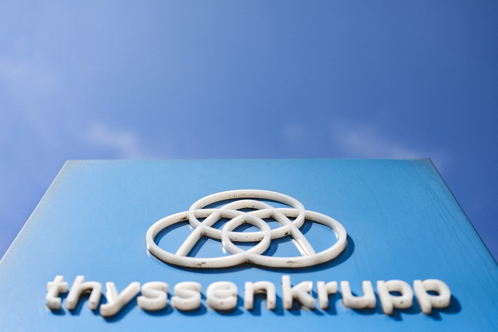 A Thyssenkrupp cég logója.