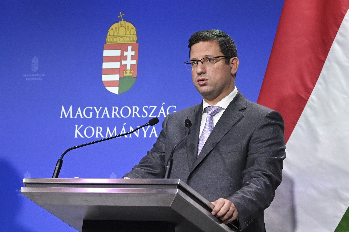 Gulyás Gergely, a Miniszterelnökséget vezető miniszter a Kormányinfó sajtótájékoztatón a Miniszterelnöki Kabinetiroda épületében 2024. október 16-án.