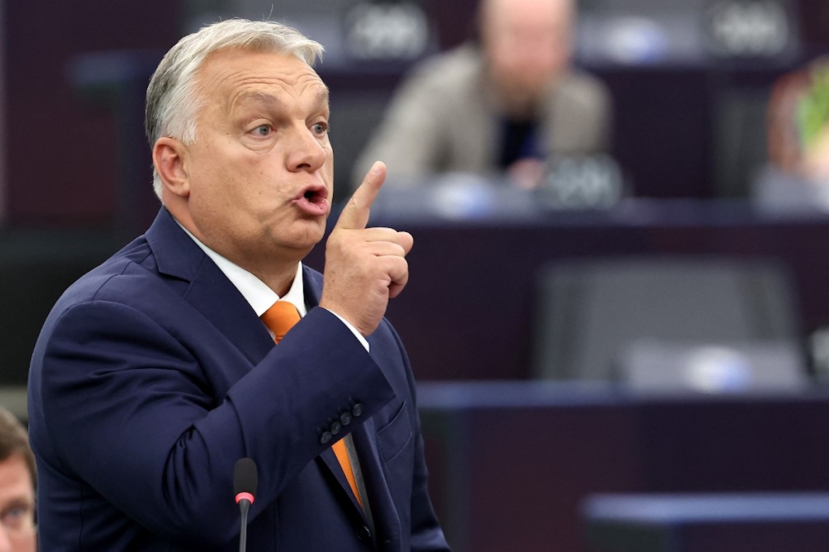 Orbán Viktor beszédet mond a strasbourgi EP-ülésteremben