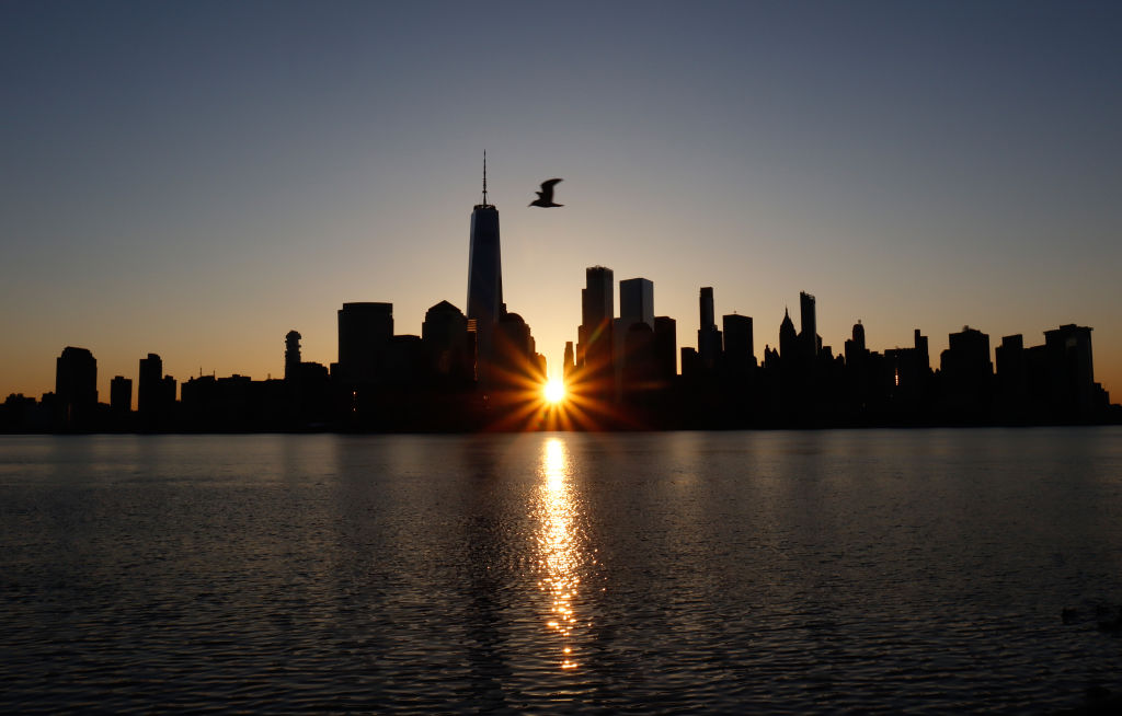 New York látképe a tavaszi napéjegyenlőség napján