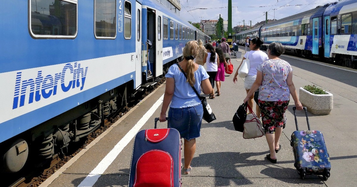 Idén is eljuthatunk vonattal a horvát tengerpartra | Startlap Utazás