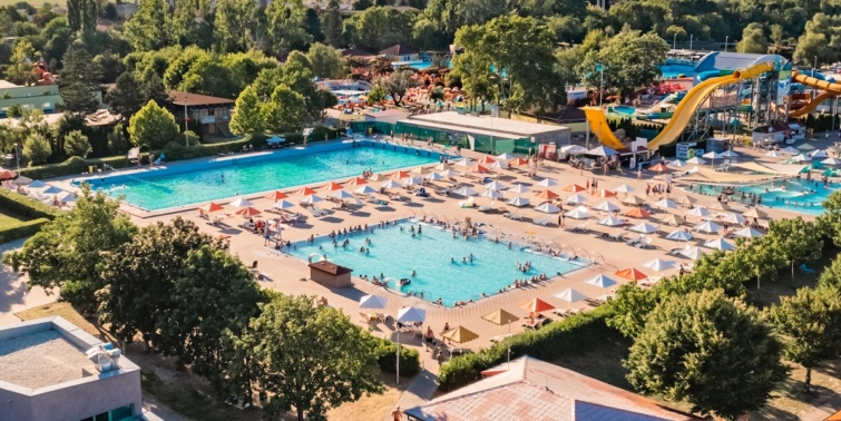 A párkányi Vadas Thermal Resort felülnézetből