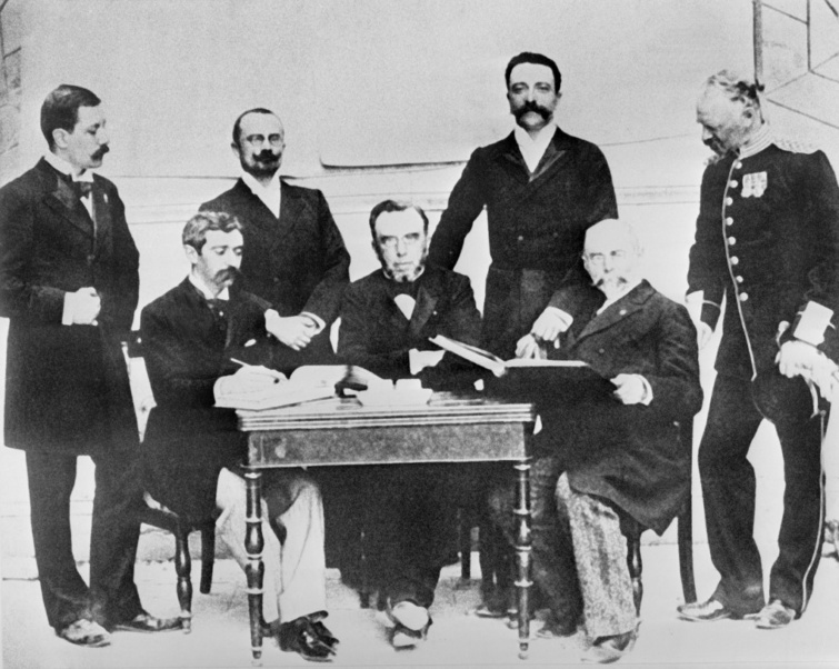 Az első Nemzetközi Olimpiai Bizottság, köztük Kemény Ferenccel 
