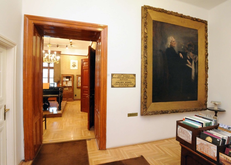 A Liszt Ferenc Emlékmúzeum egyik terme