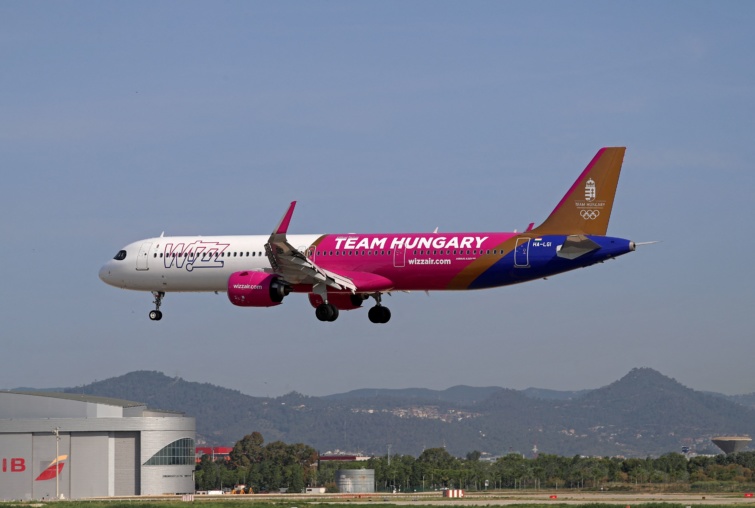 A Wizz Air gépe Barcelona repterén