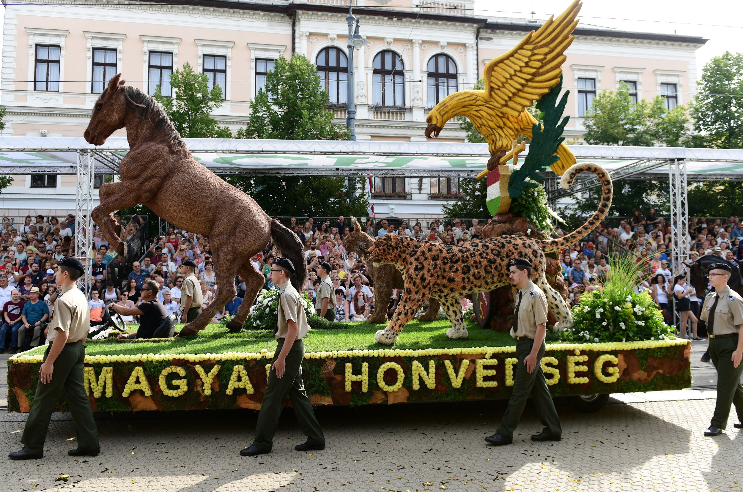 A Debreceni Virágkarnevál.