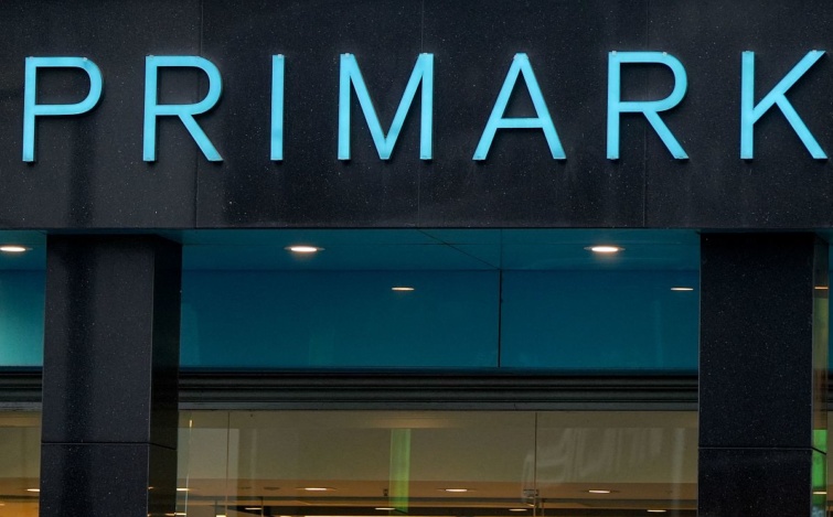 A Primark egyik lonodni üzletének logója.