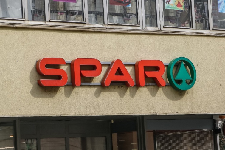 spar felirat